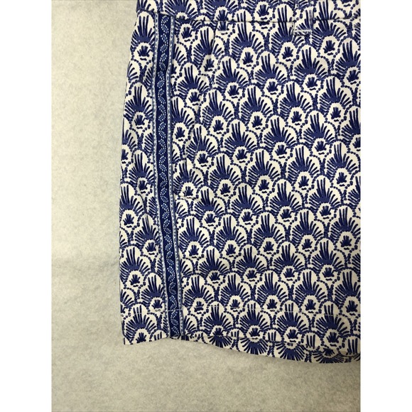 Vineyard Vines White Blue Print Shorts Whale Logo Cotton Stretch Women's Size 0 - Picture 7 of 7